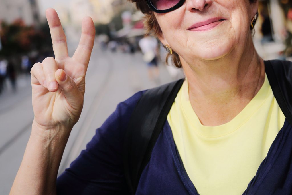 Interview with Esti: Compulsive Eater and Dieter - Lifeline